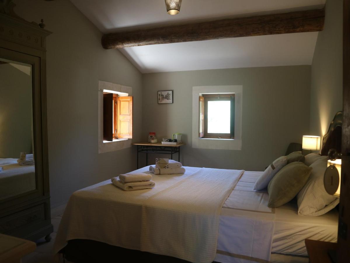 Mas Du Rollier D'hotes Eygalières