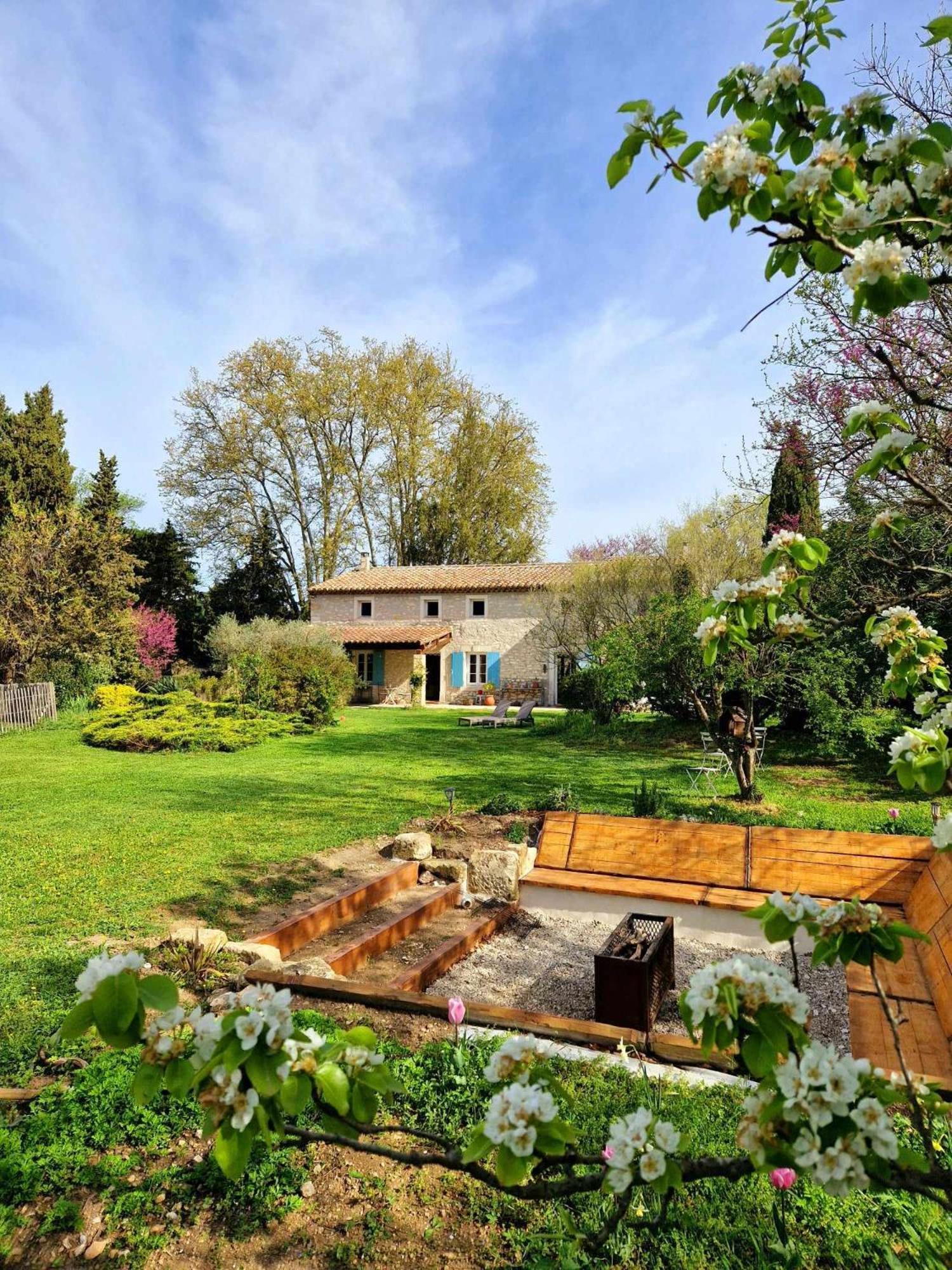 Mas Du Rollier D'hotes Bed & Breakfast